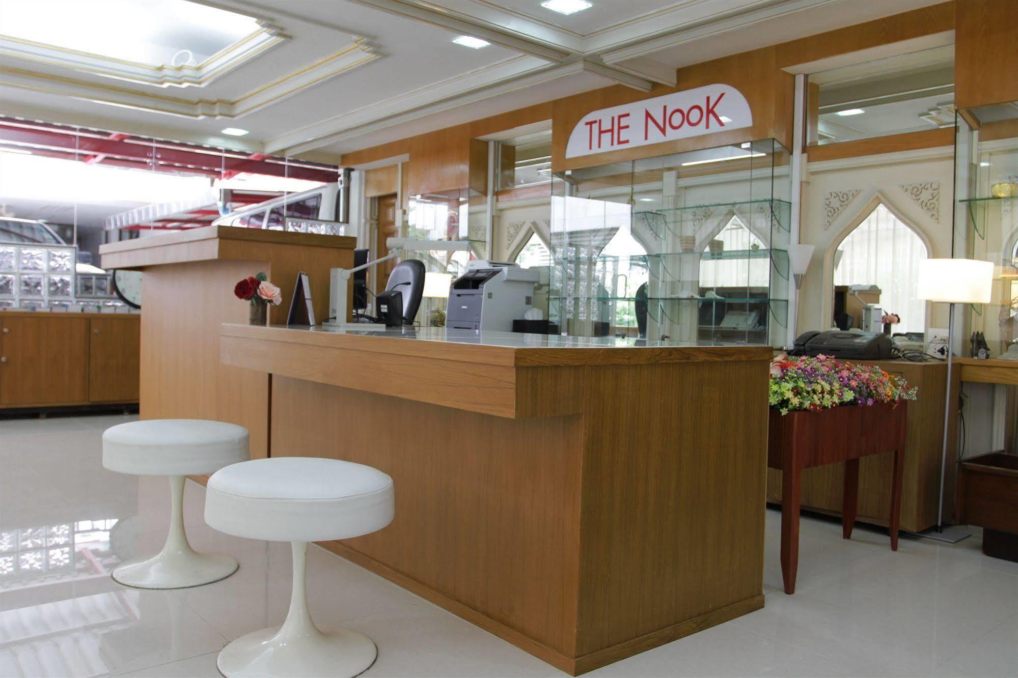 The Nook Pratunam Banguecoque Exterior foto